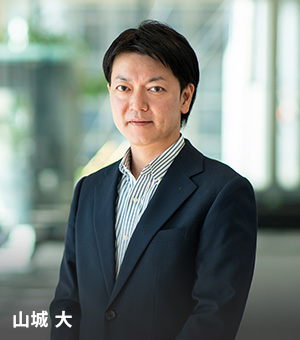 ソリューション営業企画部の社員